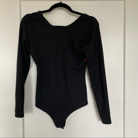 SPANX Tops - Spanx bodysuit M